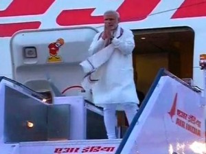 आयरलैंड-अमेरिका यात्रा पर रवाना हुए पीएम मोदी image-7425