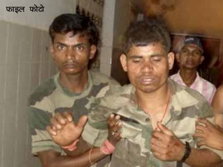 विषाक्त भोजन से सीआरपीएफ के 35 जवान बीमार