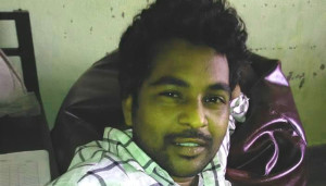 दलित छात्र खुदकुशी केस: HRD मंत्रालय की टीम स्मृति को आज सौंप सकती है रिपोर्ट, आखिरी खत फॉरेंसिक जांच को भेजा image-8834