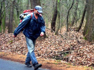 पैसे खत्म हो गए, तो डेंटिस्ट को जंगल में गुजारने पड़े 15 साल image-8863