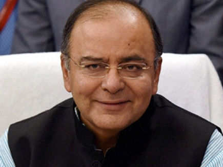 कॉर्पोरेट टैक्स कम करने पर विचार कर रही है सरकार: जेटली