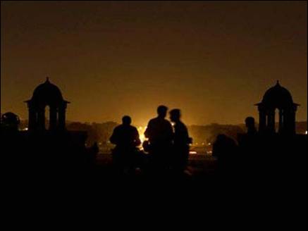आज है अर्थ आवर, 1 घंटे के लिए बुझेंगी 50 लाख घरों की बत्तियां